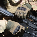 touchscreen-hard-knuckle-tactical-gloves-full-finger