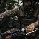 mens-tactical-gloves-with-hard-knuckle